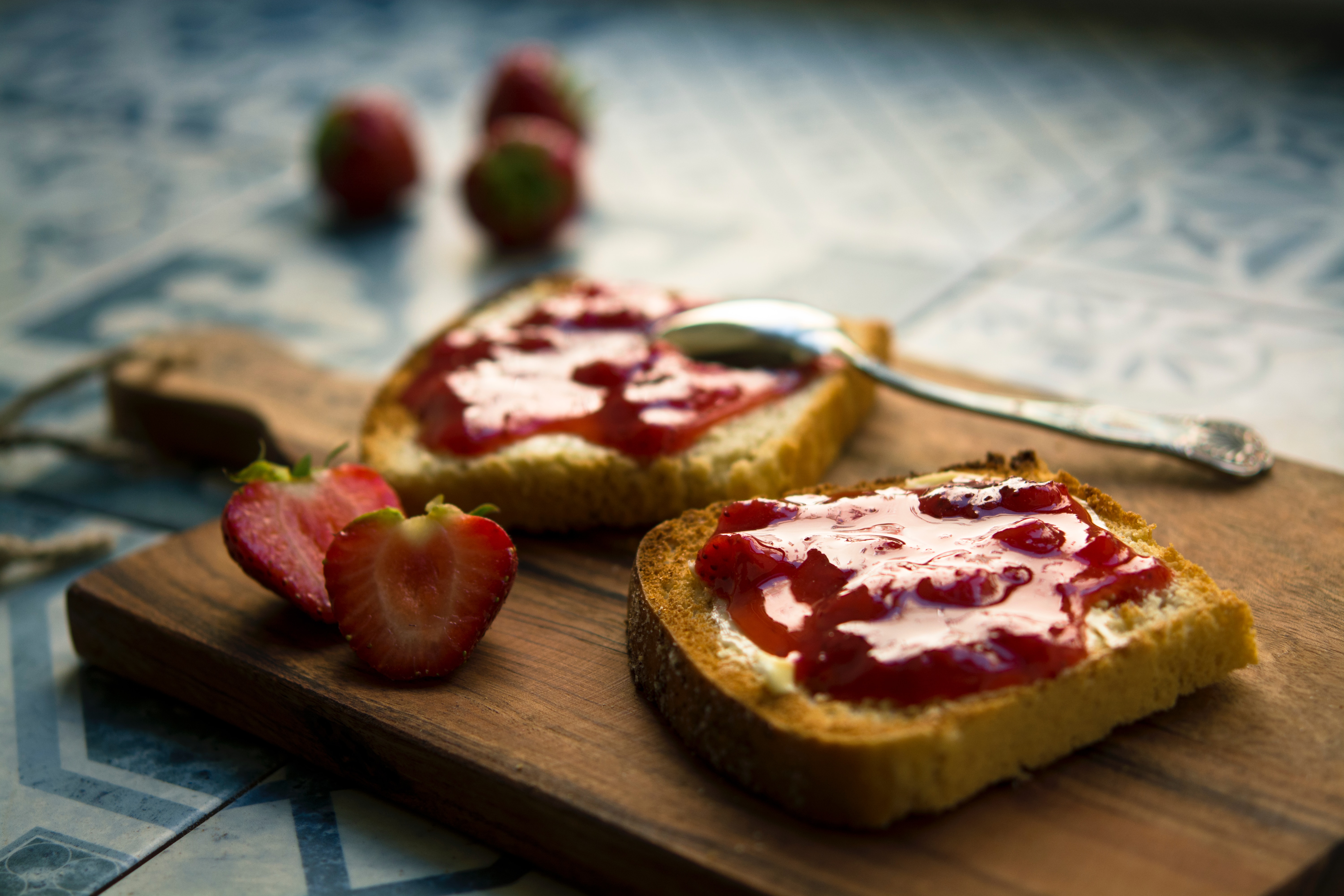 toast with jam